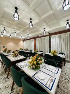 ROYAL ACE BOUTIQUE HOTEL - Bhartiya City - 7