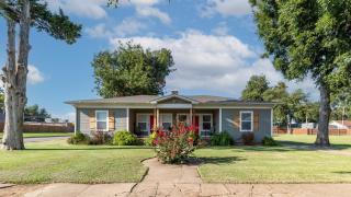 The Good Vibes House in Chickasha, OK! - 6