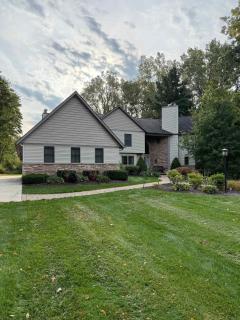 Off The Hook Spacious Home with Pool Firepit Large Yard - 9
