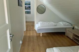 Direkt am Fjord: Cozy Ferienhaus in Bergkulisse - 4