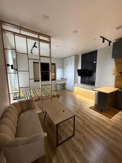Loft-style studio in the center - 6