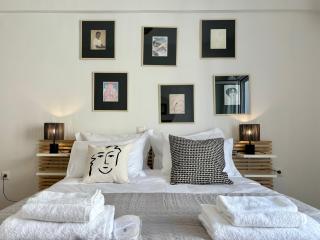 Cozy apartment in Kolonaki - 1
