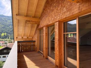 DAS BISCHOF - 5 exklusive Ferienwohnungen und 1 Doppelzimmer - 4x mit privater Zirben Sauna - Semmelservice & Hindelang PLUS - 3