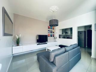 Maison de ville proche 24H - 9