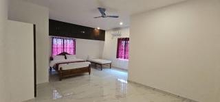 Coral Reef Eden Beach Resort - 4