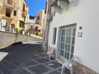 Via Roma 55 - 8