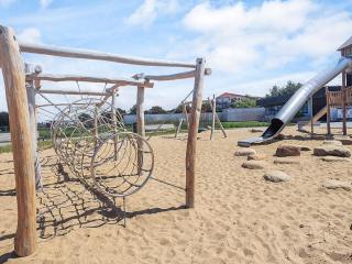 4 star holiday home in FRIEDRICHKOOG - 1