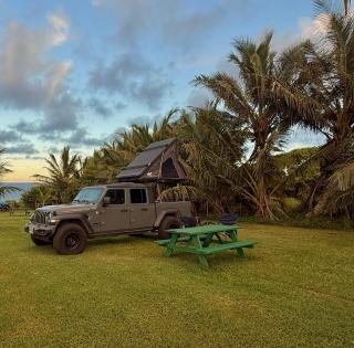 Nomad Jeep top tent camper 1 - 8