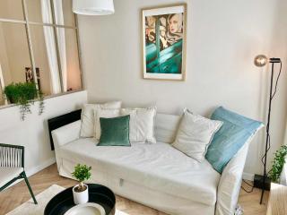 Praterhood Elegant Suites - 7