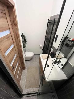 Praterhood Elegant Suites - 3
