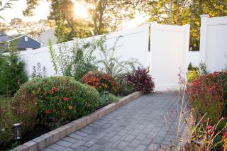 Exceptional & Central, Garden Suite, Top Amenities & Care! - 6