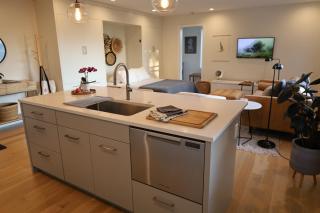 Modern Sound View Studio on Charming Queen Anne - 1