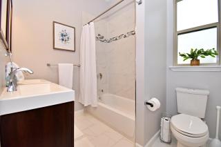 Private Hot Tub - Walk to Pearl - Pet Friendly 3BR - 3