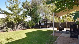 Private Hot Tub - Walk to Pearl - Pet Friendly 3BR - 2