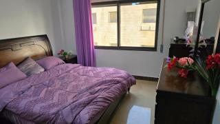 Modern Furnished Apartment 3 BedRooms Near Movenpick Hotel شقة مفروشة فاخرة مقابل فندق موفنبك - 0