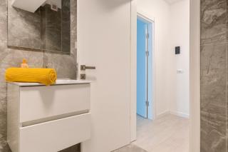 Central Riverside Exclusive Studio - Boekarest - 6