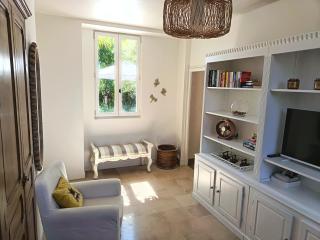 Charming countryside retreat - 2