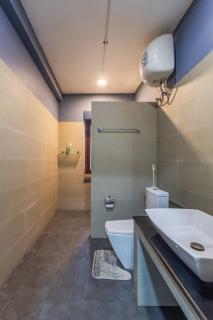 4 Bed Rooms with ACs House in Pannipitiya - 3