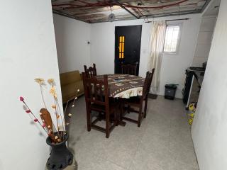 Departamento aún en arreglo - 0