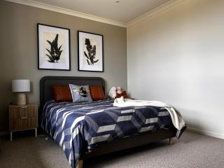 Premier Room with own bathroom in the west of Melbourne - 9