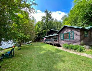 Lakefront Adirondack Cabin - Dock - Canoe - 10 min to Lake Placid - 9