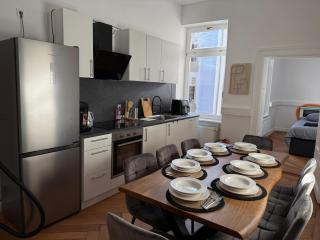 Offenbach 200m2 10 Personen O2 EG - 2