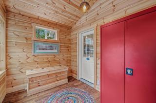 Mariposa Moon Cottage at Sleepy Creek - Wifi, Deck, Fire Pit, Creekside, View - 3