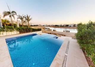 Spacious 3BR villa A10 Jubal Elgouna Private Pool - 9