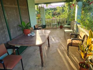Josh Holiday Home - 2