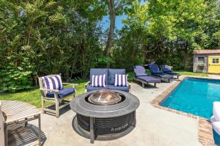 1800 Historical East Hampton Home, 1 Mile to Town! - 5