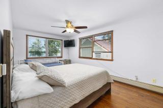 Family-Friendly Lakehouse with Firepit and Dock - 5