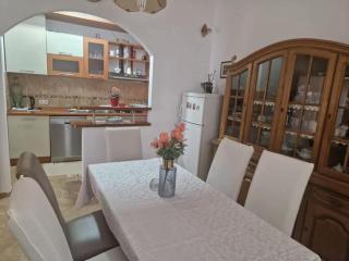 Three-Bedroom Apartment With Sea View A2 - 5