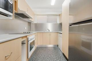 Cobden Court Unit 2 - 6