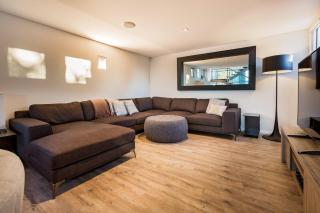 Shore House - Expansive Stunner by the Beach - 1