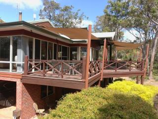 The Nest - Tranquil Bush Retreat near Dunsborough - 2