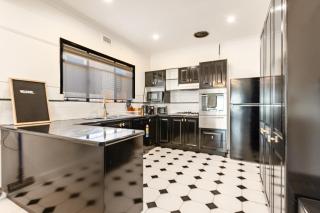 3 Bedrooms By The Lake, Top Location - 1