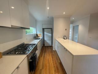 3BR Retreat Mount Duneed - 6