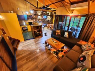 702 Retro Cooloola Villa, Kingfisher Bay K'gari - 3