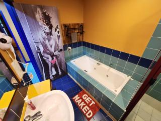 702 Retro Cooloola Villa, Kingfisher Bay K'gari - 2