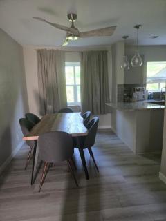 MidCity Country Charm - 5