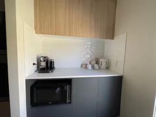 Capri Waterfront Resort-Style 5BR & Pool - Gold Coast - 1