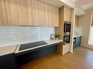 Capri Waterfront Resort-Style 5BR & Pool - Gold Coast - 5