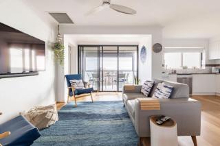 Beach Stayz Semaphore Upstairs Two Bedroom Apartment - 5