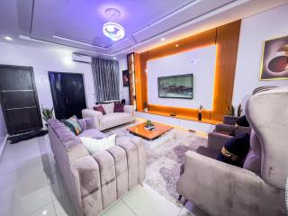 Kings Heights Apartments - 1