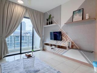 KL V Residence I with Balcony I 吉隆坡双威伟乐城民宿-附有阳台 I Walking distance to MRT & Mall & Nanjing Street I 马中英服务 I Malay English Chinese - 1