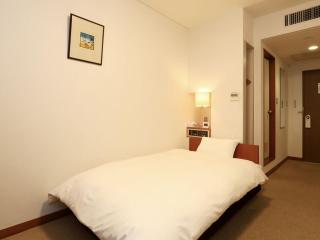 KANEMITSU CAPITAL HOTEL - 8