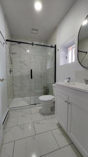 Spacious 2BR Apartment Furnished - 6