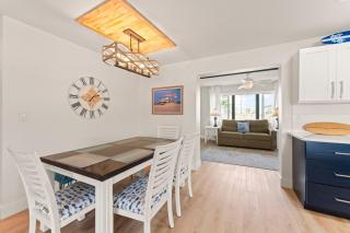 384 Harbor Drive - 9