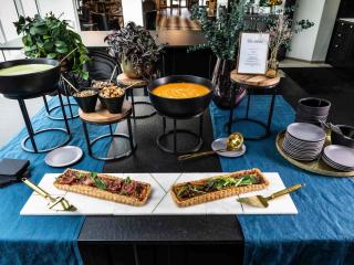 Novotel Chennai Chamiers Road - 7