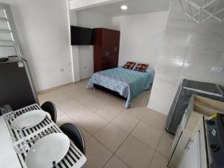 Apartaestudios Llano Grande 2 - 3